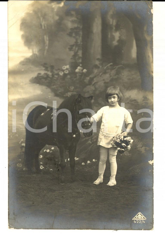 1915 COSTUMI Bambina con il suyo pony *Cartolina postale VINTAGE FP VG