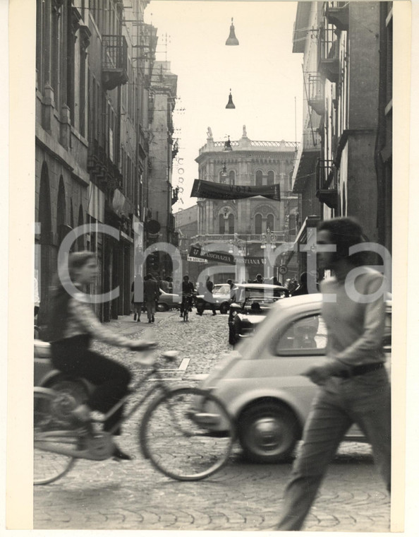 1975 ca PADOVA Striscioni elettorali MSI e DC nel centro storico *Foto 18x24 cm 