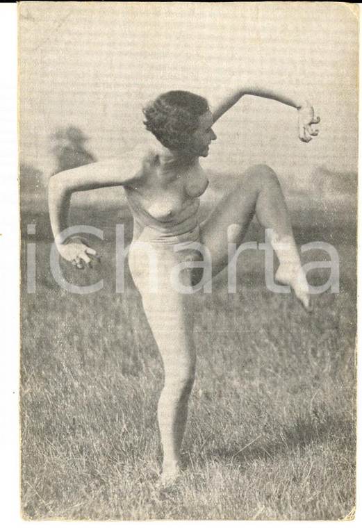 1940 ca EROTICA VINTAGE Naked woman - Donna nuda in danza rituale *Foto seriale