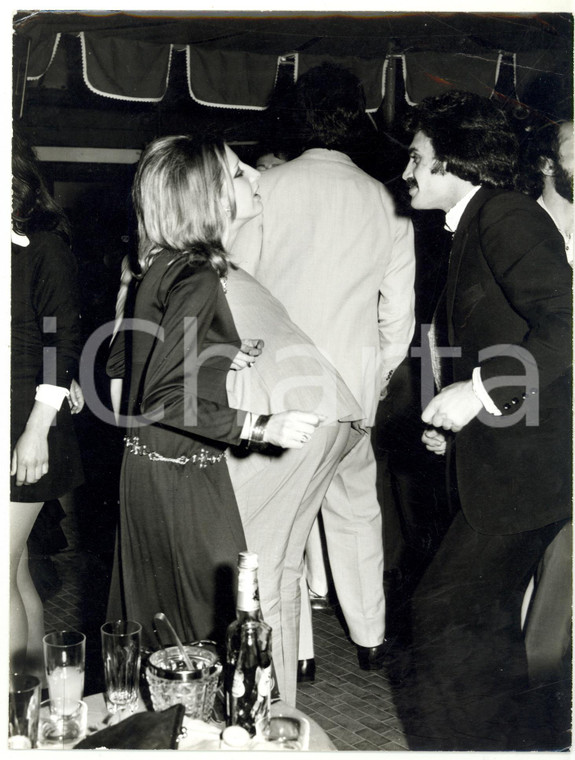 1997 GENOVA Discoteca all'aperto - Balli di coppia - Fotografia VINTAGE 18x24 cm