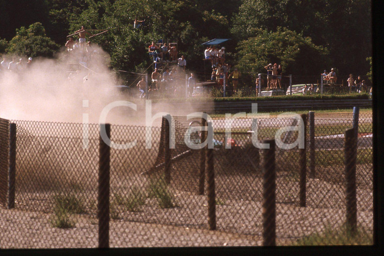 35mm vintage slide* 1984 FORMULA 3 GP MONZA Incidente alla variante ASCARI (14)