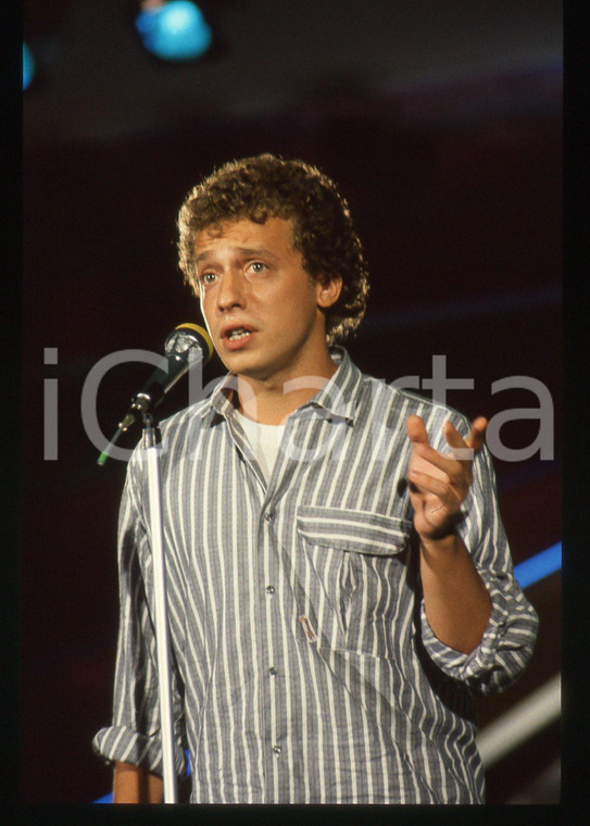 35mm vintage slide* 1985 ca MUSICA Mike FRANCIS durante un concerto (5)