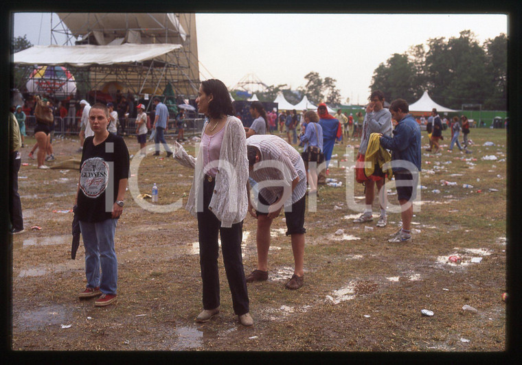 35mm vintage slide* 1994 SONORIA FESTIVAL Milano - Pubblico del concerto (26)