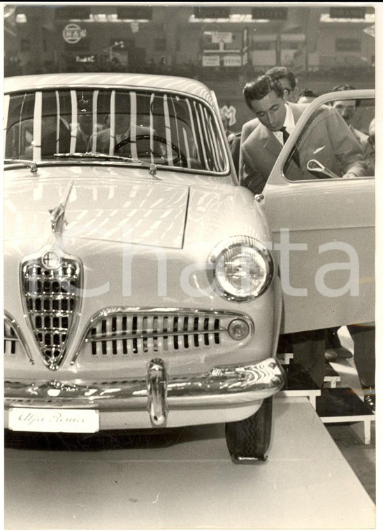1955 TORINO SALONE DELL'AUTO - Fausto COPPI prova ALFA ROMEO GIULIETTA *Foto