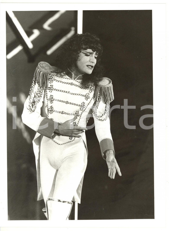 1985 ca COSTUME Ritratto del cantautore Renato ZERO - Foto VINTAGE 18x24 cm
