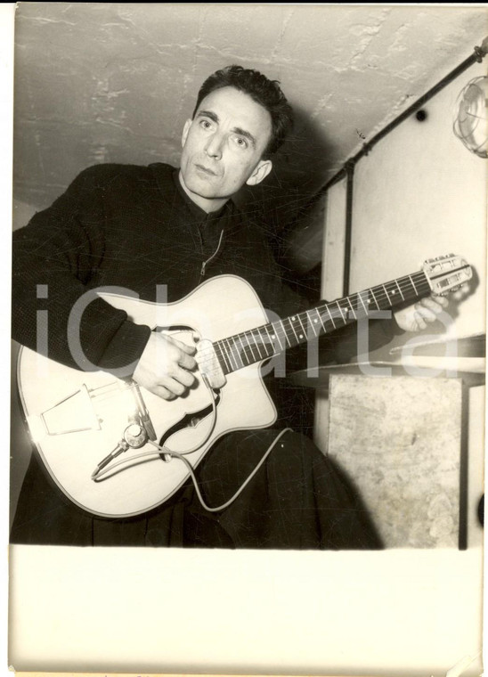 1957 PARIS GAUMONT-PALACE - RP DUVAL prete chitarrista in concerto ^Foto 13x18