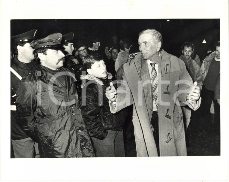 1987 MILANO "PORTOBELLO" - Enzo TORTORA visita il Cenacolo Vinciano *Foto (2)