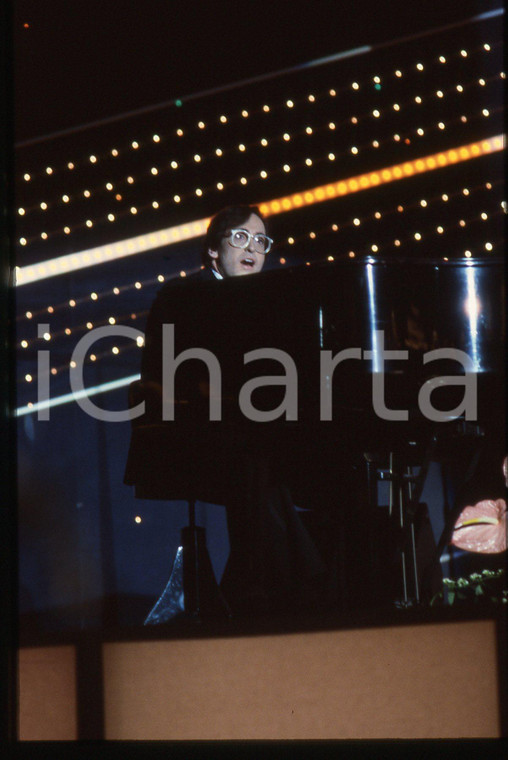 35mm vintage slide* 1984 SANREMO Stephen SCHLAKS ospite al Festival (1)