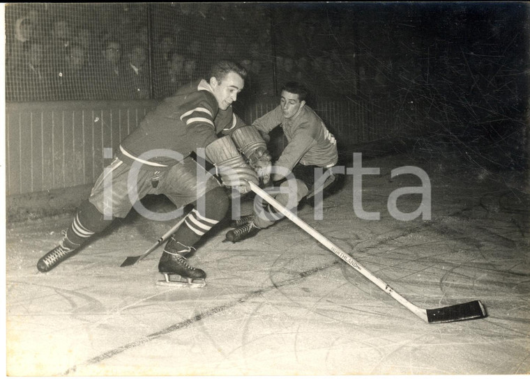 1957 MILANO HOCKEY SU GHIACCIO Italia-Svizzera 6-3 *Fotografia 18x13 cm