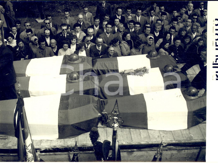 1954 RIBOLLA Funerali dei minatori morti nella miniera della Montecatini *Foto 