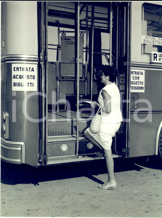 1969 MILANO Nuovo filobus LORENTEGGIO-CAIROLI con biglietteria automatica (2) 