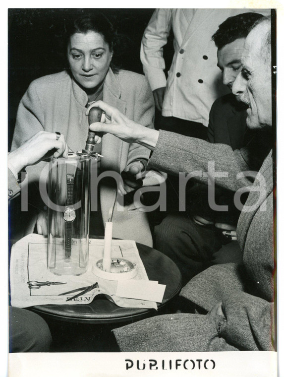 1958 COURMAYEUR Piazza PETIGAX - Giovanni GRONCHI in vacanza con la famiglia