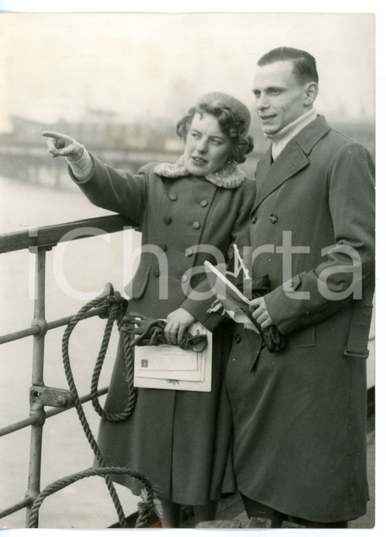 1958 SS SOUTHSEA Giulio COMPARINI e Shirley HOLMES in viaggio di nozze *Foto