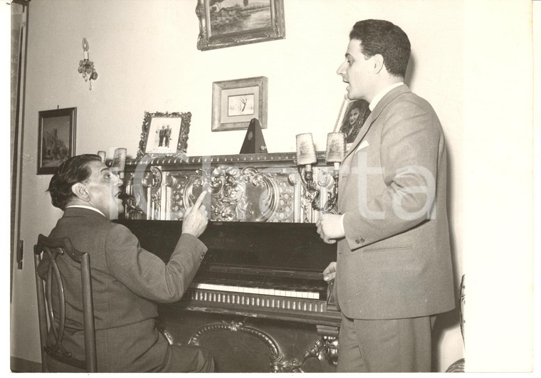 1957 ROMA Tenore Tito SCHIPA con il suo allievo Luciano ANGIONE - Foto 18x13 cm