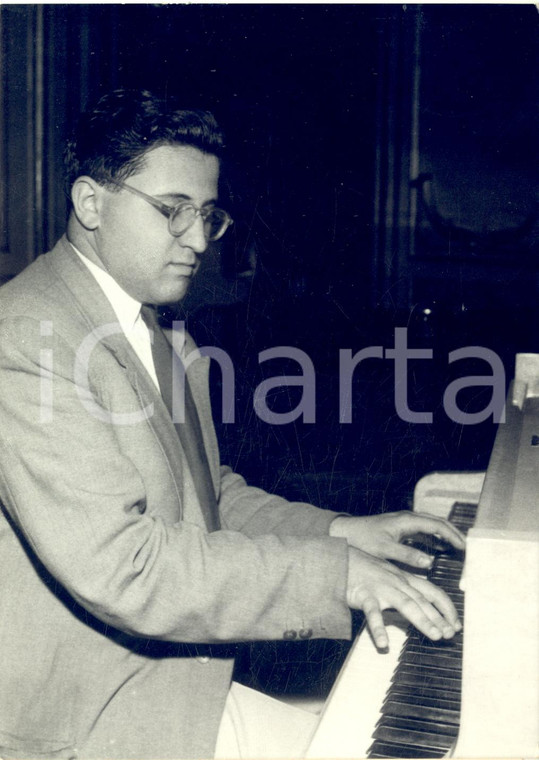 1957 PARIS Peter FRANKI vincitore premio "Marguerite Long" per il piano *Foto