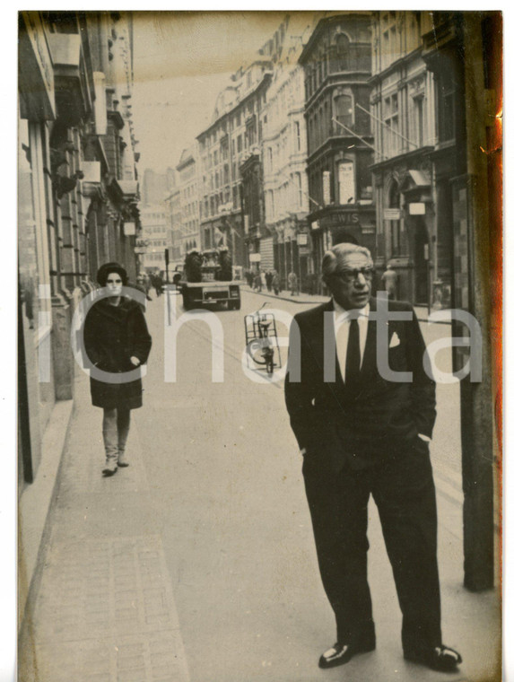 1968 LONDON Aristotele ONASSIS in viaggio per affari *Foto DANNEGGIATA 13x18 cm