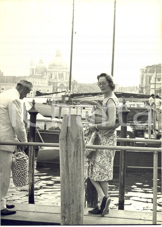 1959 VENEZIA Arrivo di Barbara YARDE-BULLER madre dell'AGA KHAN - Foto 13x18 cm