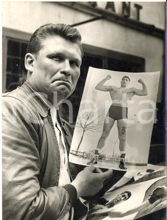 1955 BOXE ISERLOHN Pugile Heinz NEUHAUS commenta foto di Franco CAVICCHI