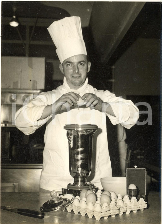 1961 PARIS CUISINE Prix Prosper Montagné - Le lauréat Lucien VANNIER *Photo