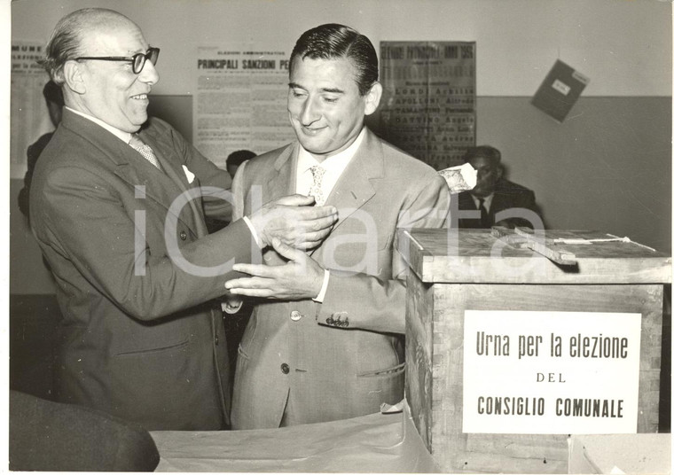 1956 ROMA Elezioni Comunali - Renato RASCEL alle urne - Foto 18x13 cm
