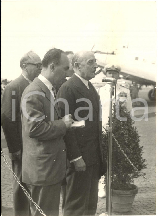 1953 ROMA CIAMPINO Giuseppe PELLA accoglie ministro Alexandros PAPAGOS *Foto