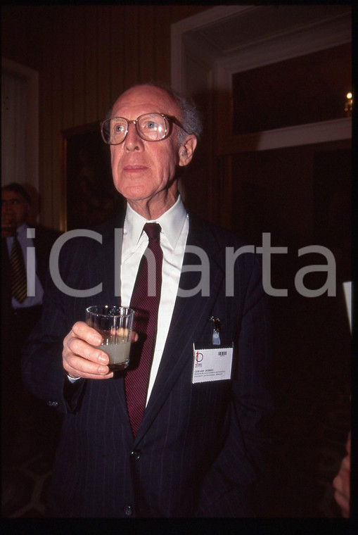 35mm vintage slide* 1994 MILANO Gérard DEBREU al convegno DIECI NOBEL Ritratto 7