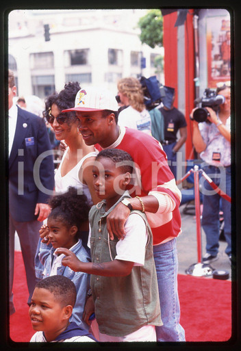 35mm vintage slide* 1995ca COSTUME Sugar Ray LEONARD con Bernadette ...