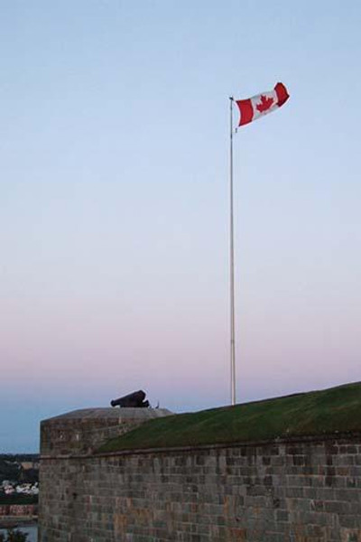 Silent Guns of the Quebec Citadel