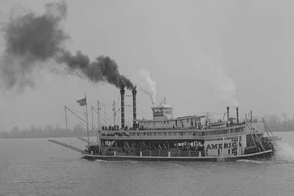 Mississippi River Boat, The "American" Paddle Wheels her way along the River