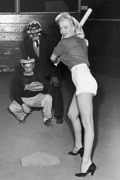 Marilyn Monroe: Batting Practice Poster