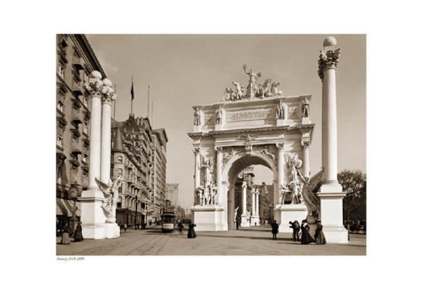 Dewey Arch, 1899 (sepia) Poster