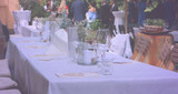 How To Decorate a Wedding Table? 