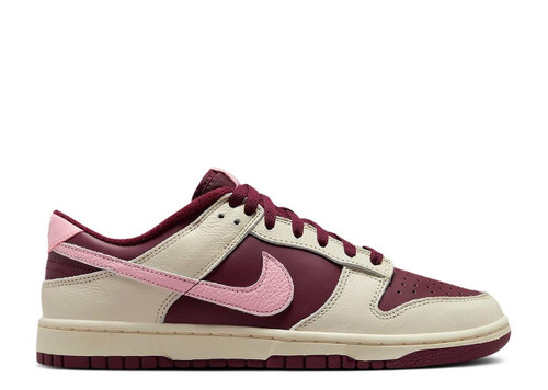 Nike Dunk Low PRM "Valentines Day"