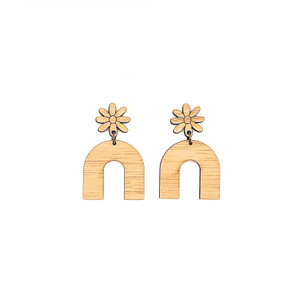 u shape arch and daisy earrings