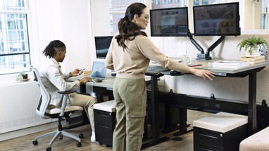 Height Adjustable Desks: Ergonomic Benefits, Best Practices and Buying Guide