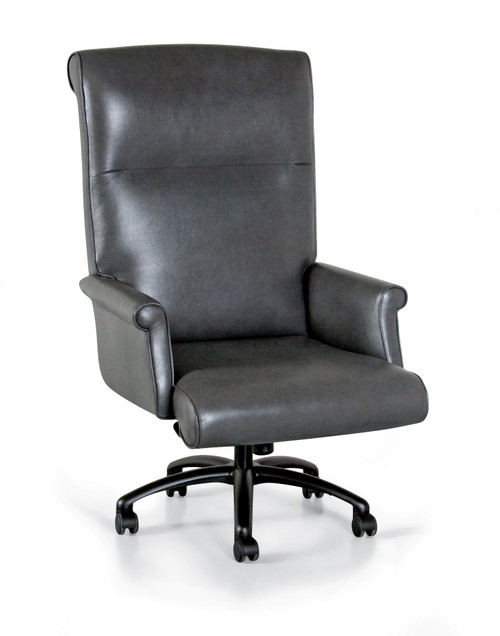 Extra Large Traditional Leather Swivel Chair in leather