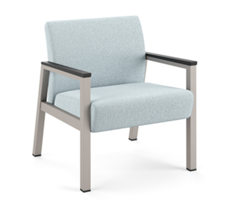 Knú by La-Z-Boy Kadia Mod Metal Visitor Oversized Guest, Silver Frost Frame Finish, Carbon Urethane Armcaps, 3/4 Front View