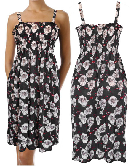 Beautiful roses flower pattern summer dress. Sundress cover up is great for casual days at the park or beach .The pattern of big roses is so striking and unique, and the dress is so comfortable to wear.