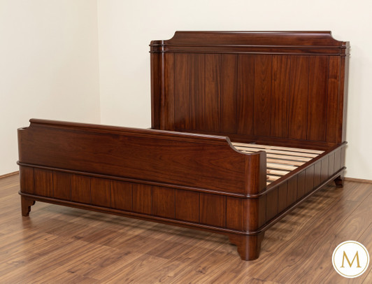 Elegant Mahogany Studio Panel Bed