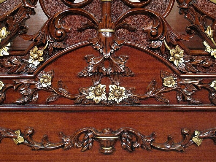 Mahogany Ornately Carved Statue Canopy Bed