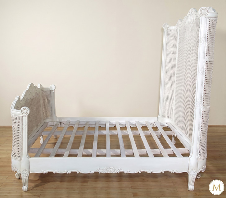 Antique White Rattan Country Cottage Bed