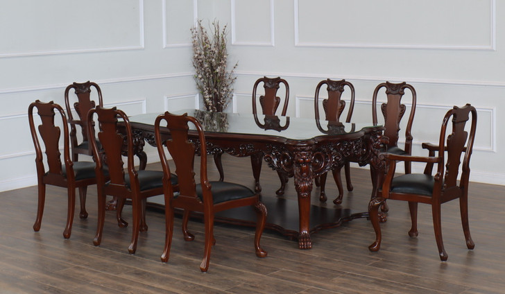 set of 8 mahogany dining chairs