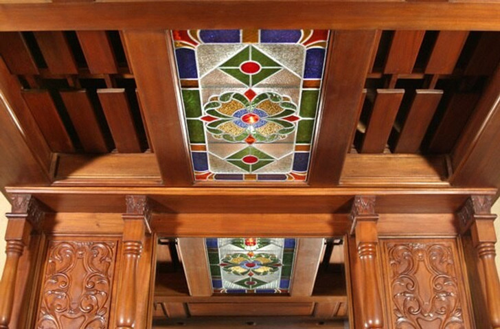 6.5ft Ornate Carved Canopy Home Bar