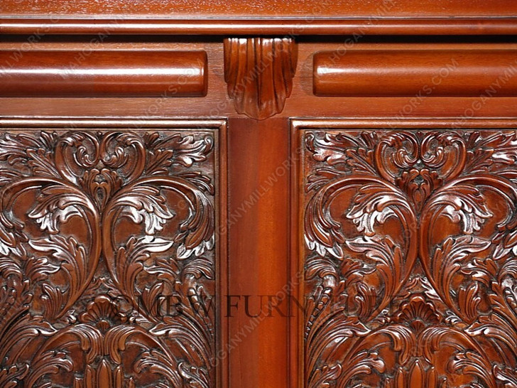 The Mahogany Manor 6.5ft Canopy Corner Bar w/ Lead Stained Glass