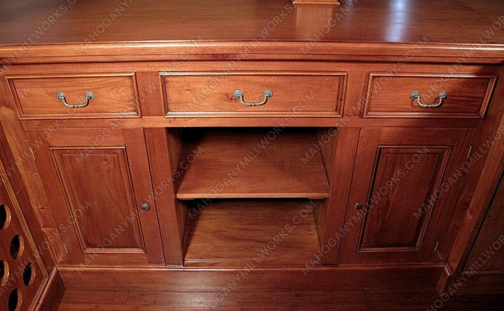 Light Mahogany Stained Glass Corner Pub Bar