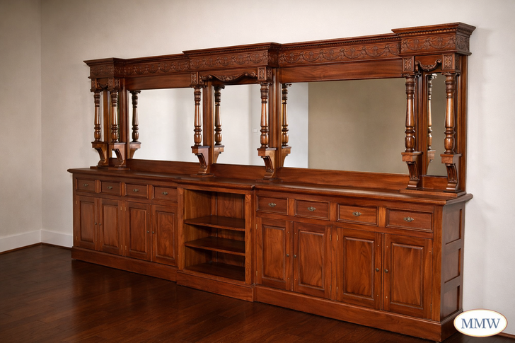 Light Mahogany Victorian Pub Bar