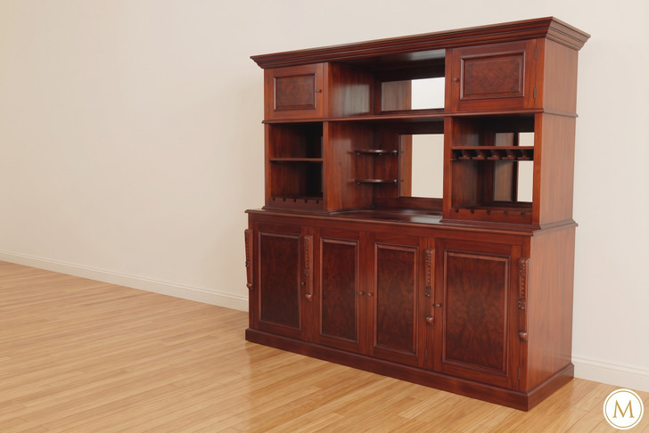 8ft London Victorian English Gentleman's Bar