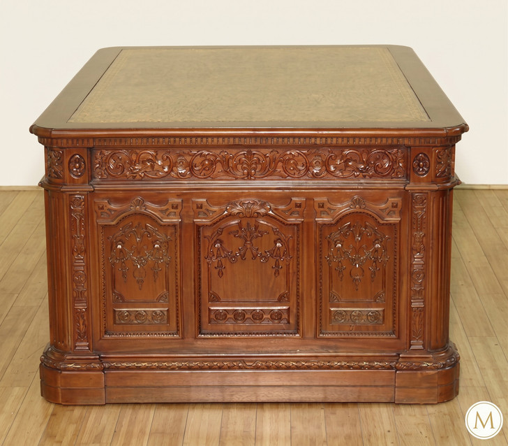6ft Light Mahogany Presidential Resolute Desk