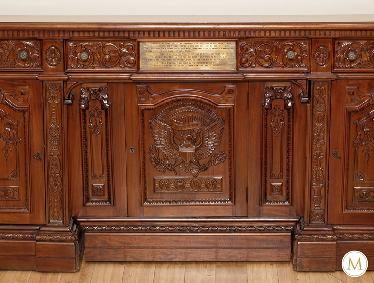6ft Light Mahogany Presidential Resolute Desk