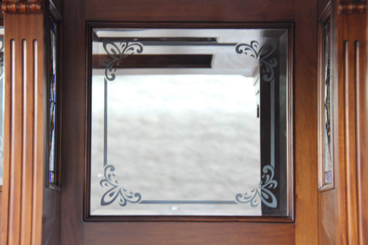 8.5ft Mahogany Walk-in Canopy Pub Bar w/ Stained Glass Ceiling